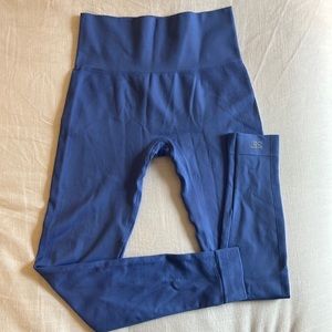 SET Active Leggings Small